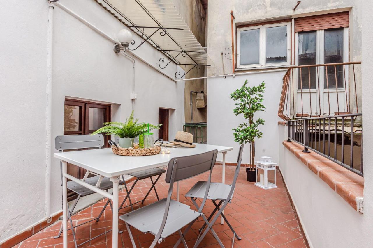 Appartamento Milton Con Terrazza Arezzo Luaran gambar