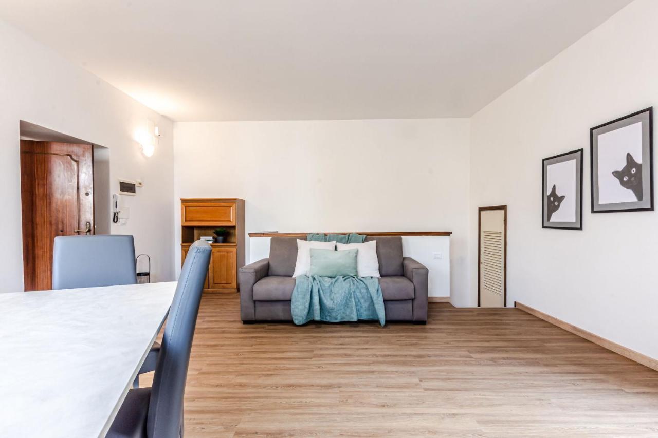 Appartamento Milton Con Terrazza Arezzo Luaran gambar